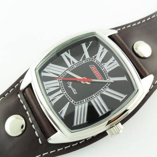 Stylish and Large Metal Case with Leather Band Men's Watch