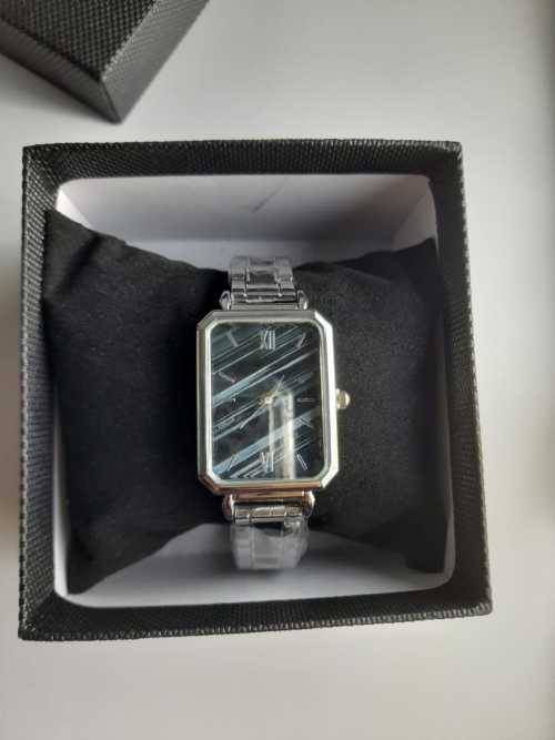 Womens stunning watch new