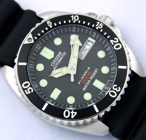 R3999 - Citizen Automatic Diver ***Overnight Delivery***