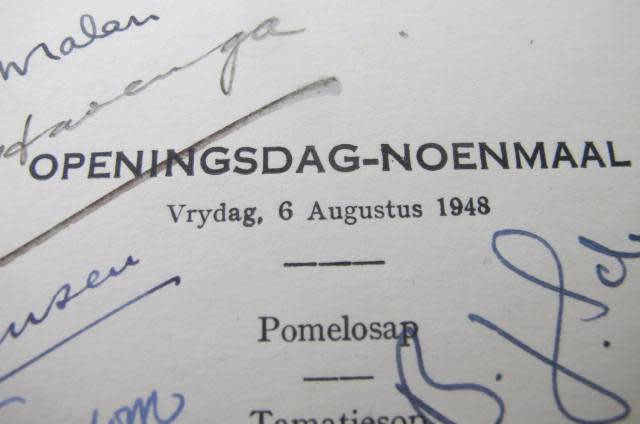 SOUTH AFRICA - 1948 OPENING DAY LUNCHEON OF THE NATIONAL PARTY GOVERNMENT WITH SIGNATURES