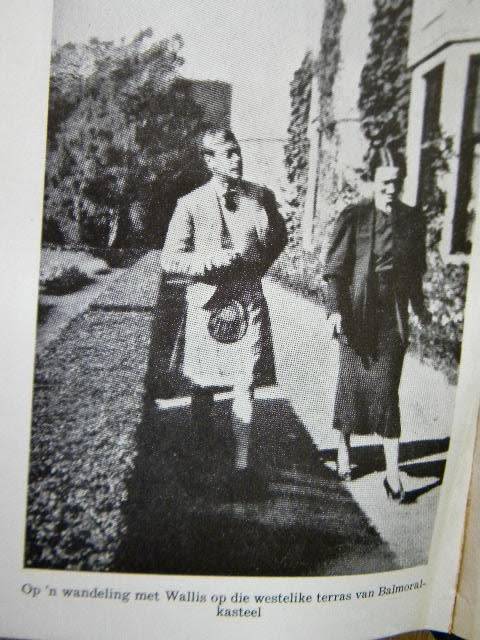 `N KONING VERTEL Die Herinneringe van die Hertog van Windsor  Vertaling: Otto E. Schwellnus