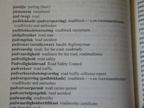 TWEETALIGE POLISIEWOORDEBOEK / BILINGUAL POLICE DICTIONARY  by I E du Toit