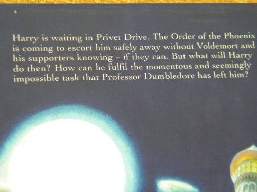 HARRY POTTER AND THE DEATHLY HALLOWS  by J. K. Rowling