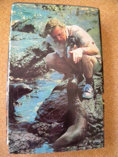 LIFE ON EARTH by David Attenborough