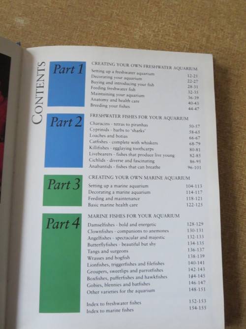 THE COMPLETE BOOK OF FRESHWATER AND MARINE TROPCIAL FISH  by R Crow and D Keeley