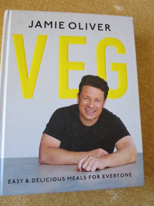 VEG: Easy & Delicious Meals For Everyone  by Jamie Oliver