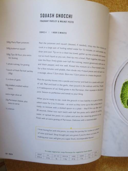 VEG: Easy & Delicious Meals For Everyone  by Jamie Oliver