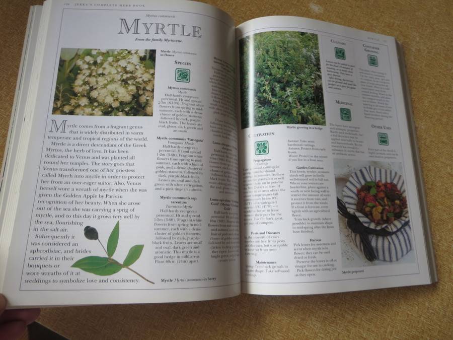 JEKKA`S COMPLETE HERB BOOK  by Jekka McVicar