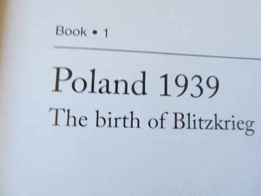BATTLES OF WORLD WAR II  POLAND 1939. Germanys `lightning strike` Book 1