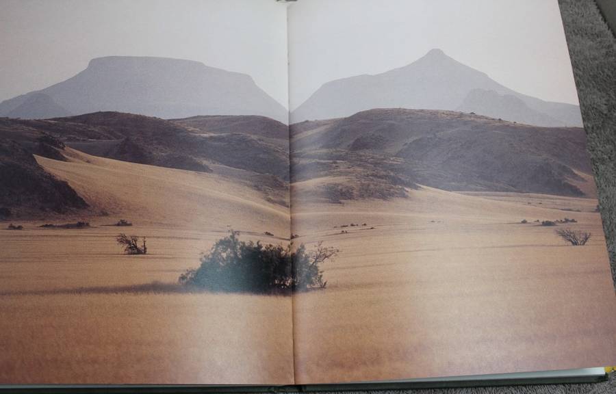 KAOKOVELD. The last wilderness. Anthony Hall-Martin, Clive Walker & J. du P Bothma.   (W)