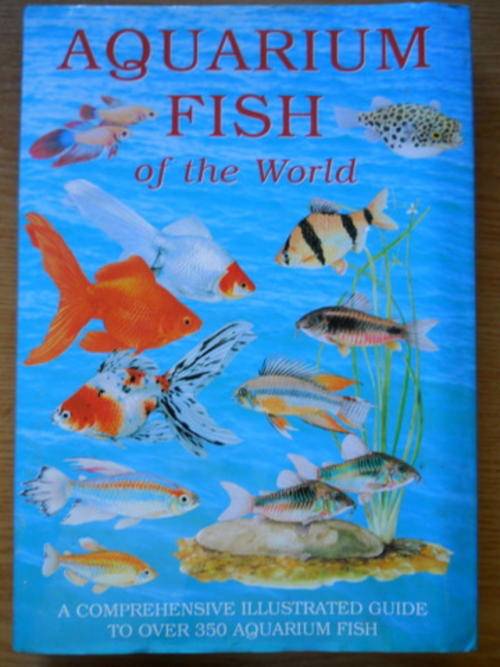 Aquarium Fish of the World by Ivan Petrovicky