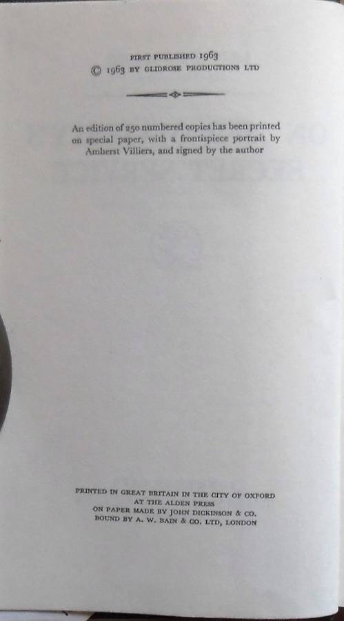 ON HER MAJESTYS SECRET SERVICE by Ian Fleming