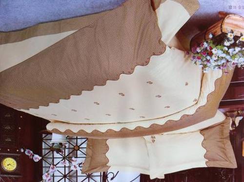 BRAND NEW LOVELY DOUBLE BED SIZE DUVET SET ELEGENT DISGEN ******