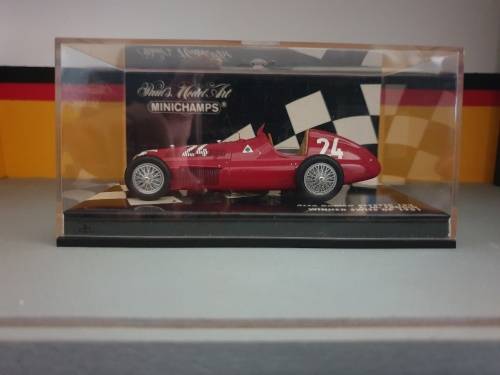 Alfa Romeo Alfetta 159 - Minichamps 1/43