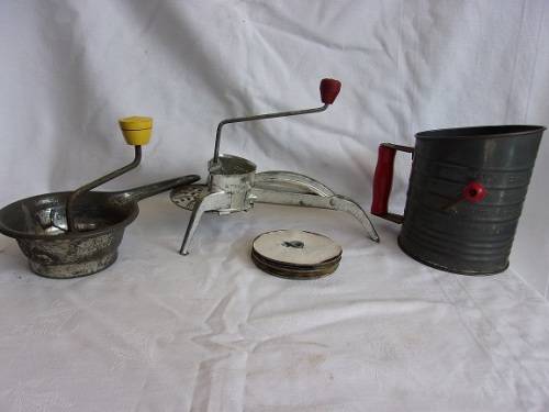 3 Lovely vintage utensils for your kitchen - take a look
