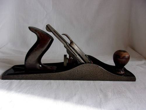 Vintage Stanley Bailey no. 5 plane with a corrugated sole