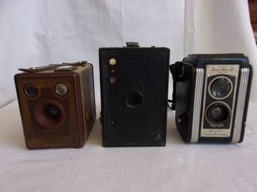 3 Vintage Kodak box cameras for 1 bid