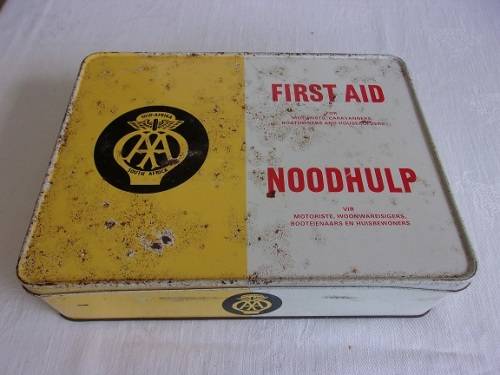 Vintage Automobile Association (AA) First Aid/ Noodhulp kit