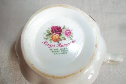 Vintage Royal Albert King's Ransom small trio - cup chipped