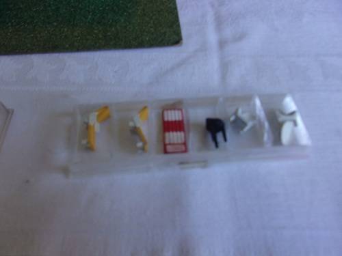 Part vintage Bachmann HO 2562 Scenic Classics Swimming Pool and Landscaping Kit in box