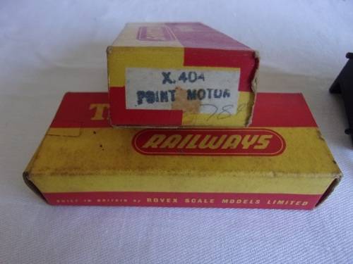 Vintage Tri-ang RT44 7 point Switch  Bank plus 9 X404 Point Motors