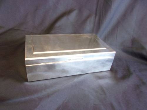 Quality vintage hallmarked A1 silver plated card box