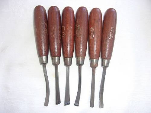 Lot of 13 vintage Marples wood carving tools for 1 bid