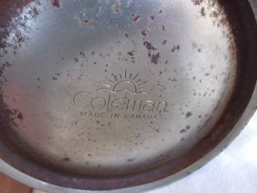 Vintage Coleman Model 339 pressure lantern - made in Canada