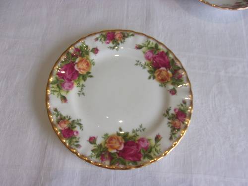 Vintage Royal Albert Old Country Roses tea trio