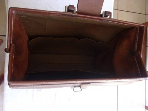 Vintage Homa brown leather briefcase - made in Switzerland
