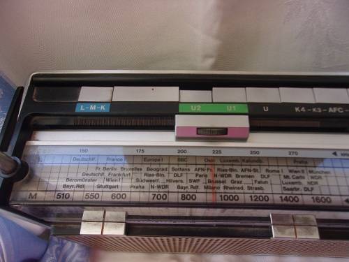 Vintage ITT Schaub Lorenz Touring International 104 portable radio - working