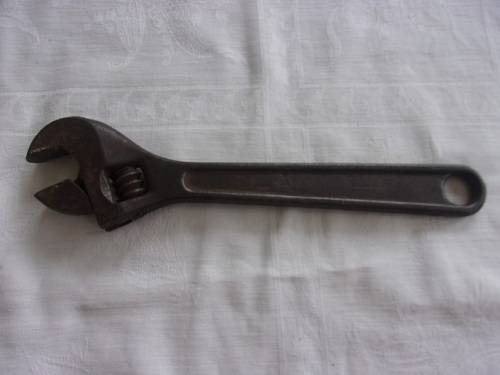 4 Vintage hand tools for 1 bid