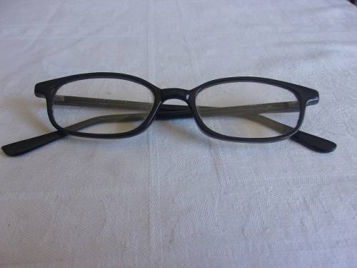 3 Pairs of quality retro eye glasses for 1 bid