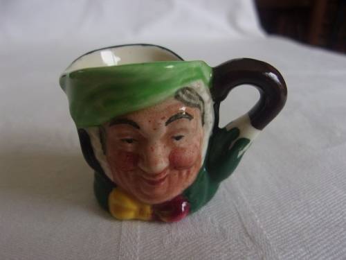5 Early Royal Doulton character jugs for 1 bid
