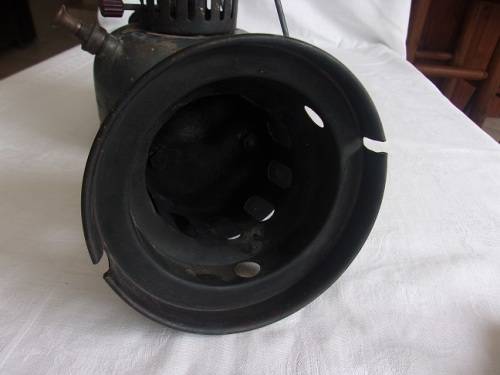 Rare WW2 Vapalux Model 300 kerosene pressure lantern for restoration