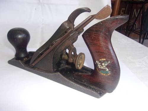 Vintage Stanley No. 2 Sweetheart smoothing plane - cheek chipped