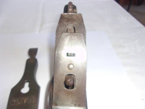 Vintage Stanley No. 2 Sweetheart smoothing plane - cheek chipped