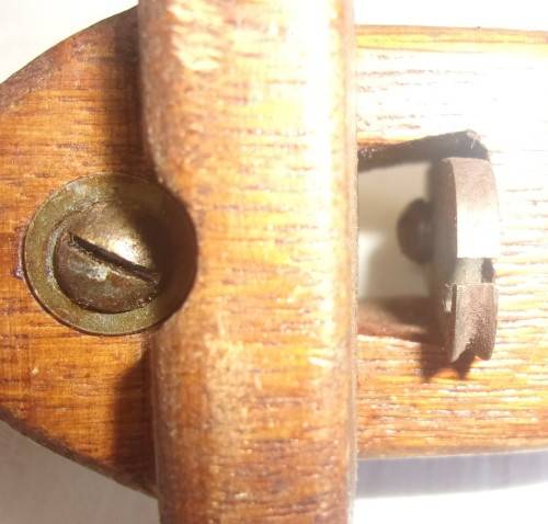 2 Antique wooden spokeshave & 2 edging planes for 1 bid