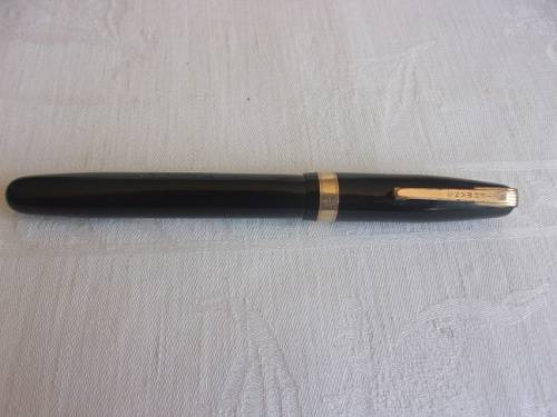 Vintage Waterman`s 515 fountain pen with 14k gold nib - untested