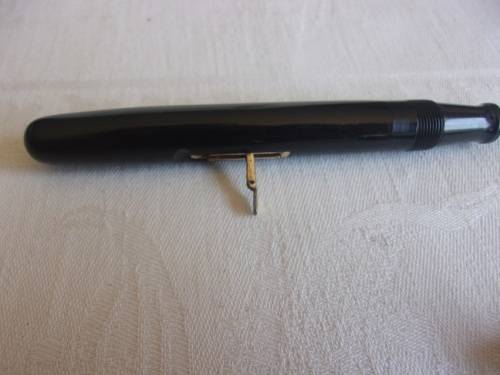 Vintage Waterman`s 515 fountain pen with 14k gold nib - untested