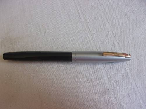 Vintage cased Sheaffer 440 White Dot fountain pen with 14k gold nib