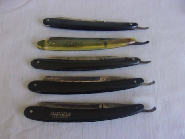 Collection of 5 antique/ vintage straight (cut throat) razors for 1 bid