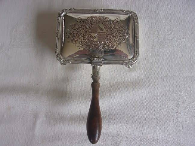 Vintage silver plated silent butler crumb box