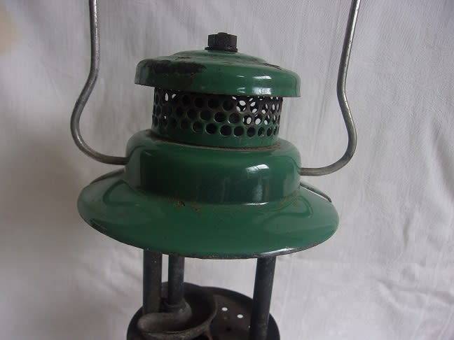 Vintage Coleman No. 249 `Scout` pressure lantern for restoration - made in Canada