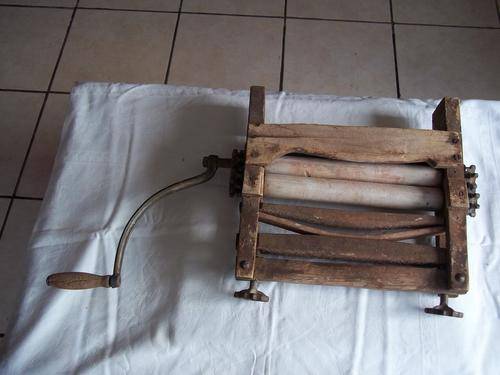 Unique antique washing mangle - one of a kind beautiful old item!!!