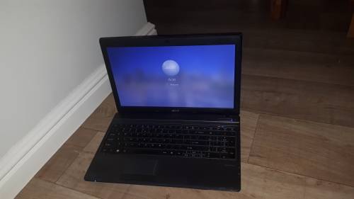 Acer Travelmate 5742G Core i5 Gen1 @ 2.53GHz Notebook