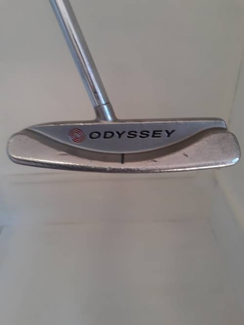 Odyssey White Hot #2 Center-shafted putter