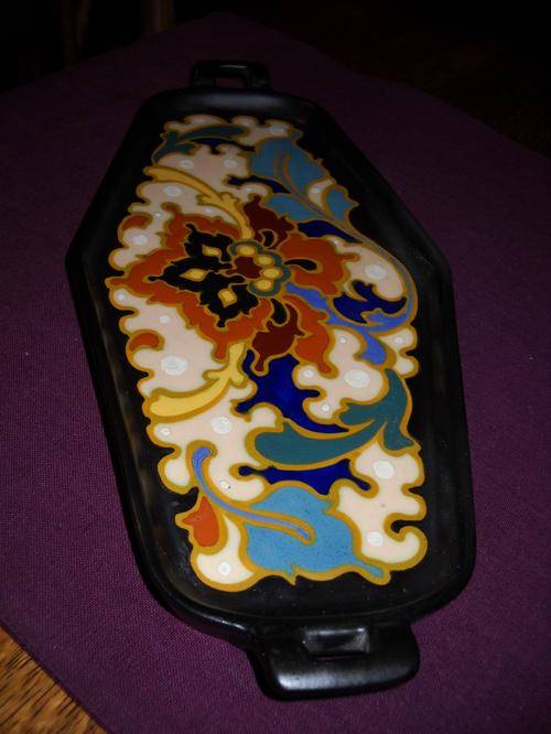 STUNNING!!!! ART DECO PERIOD GOUDA ''REGINA'' CAKE TRAY ,ROSARIO PATTERN, IN VERY GOOD CONDITION