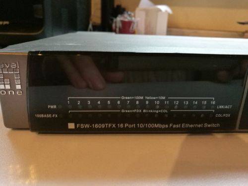 Level One Fast Ethernet Switch, Model FSW-1609TFX, 16 Port, 10/100