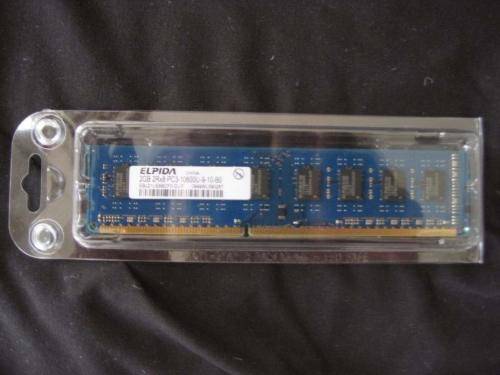 Elpida 2GB DDR3 1333 (PC3 10600) 240-Pin DDR3 SDRAM Desktop Memory Model (EBJ21UE8BDF0)